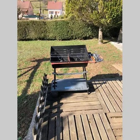 Logement Au Calme Dans Une Maison. Moirans-en-Montagne Exterior foto